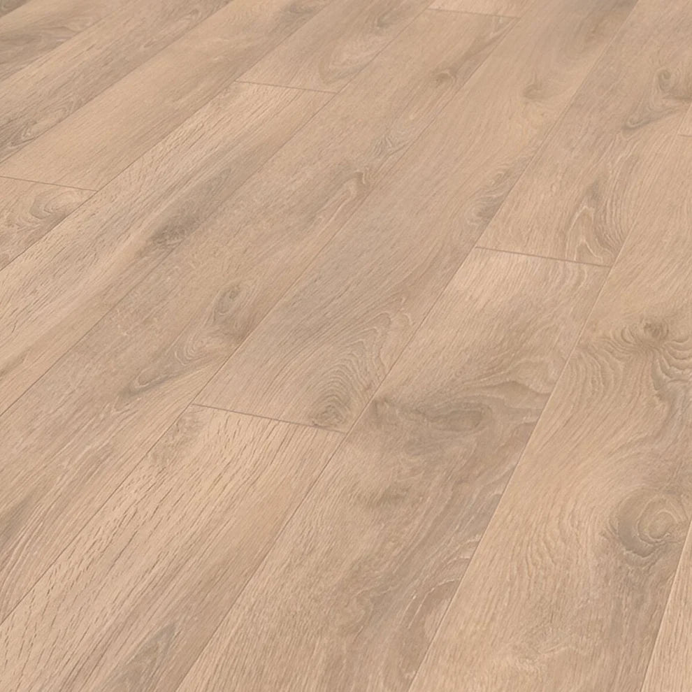 Blonde Oak - Classic 8mm Laminate Flooring
