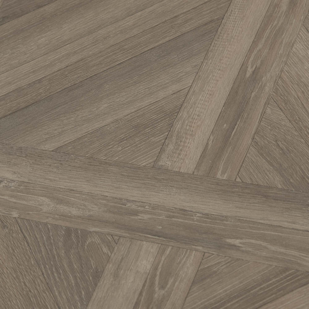 Brun Normandie - Water-resistant 8mm Laminate Flooring