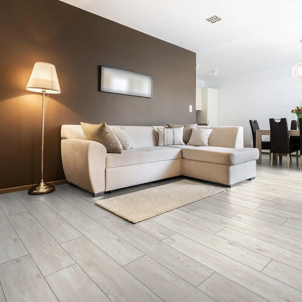 Timber Oak - 8mm High Gloss Laminate Flooring