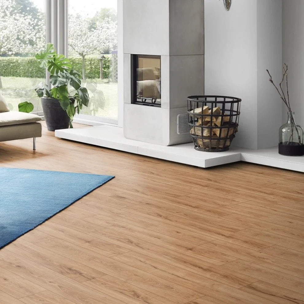 Gondola Oak - Classic 8mm Laminate Flooring