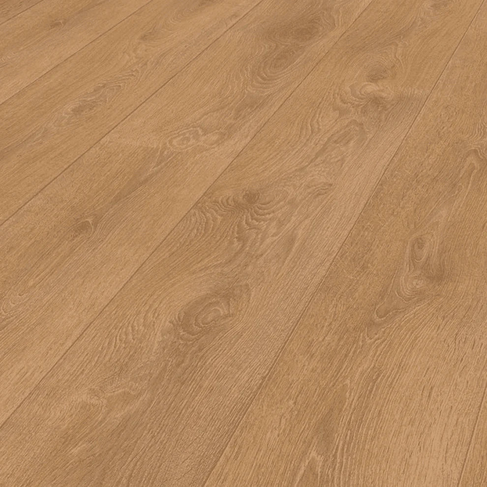 Harlech Oak - Classic 8mm Laminate Flooring