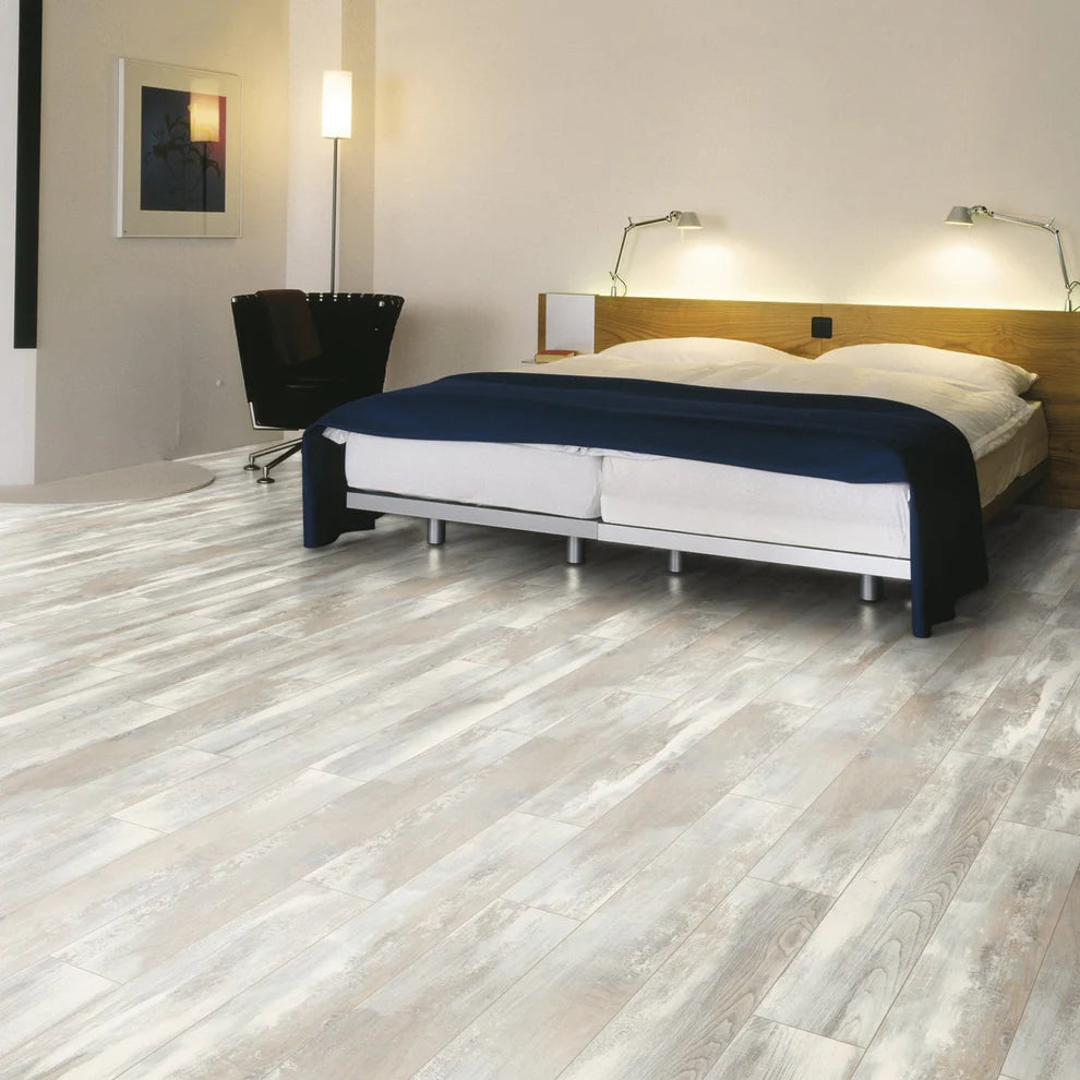 Woodland Distressed Brown - 10mm Laminate Flooring