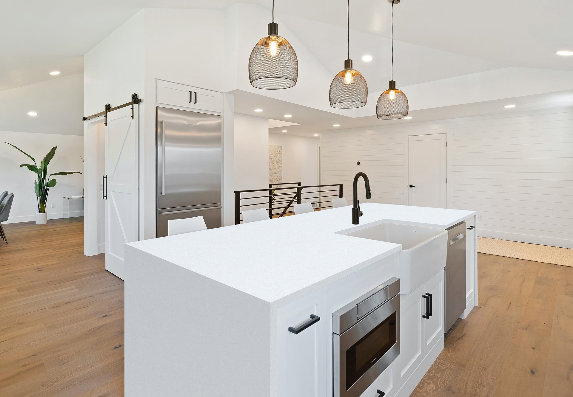 Ice Storm Quartz Worktop