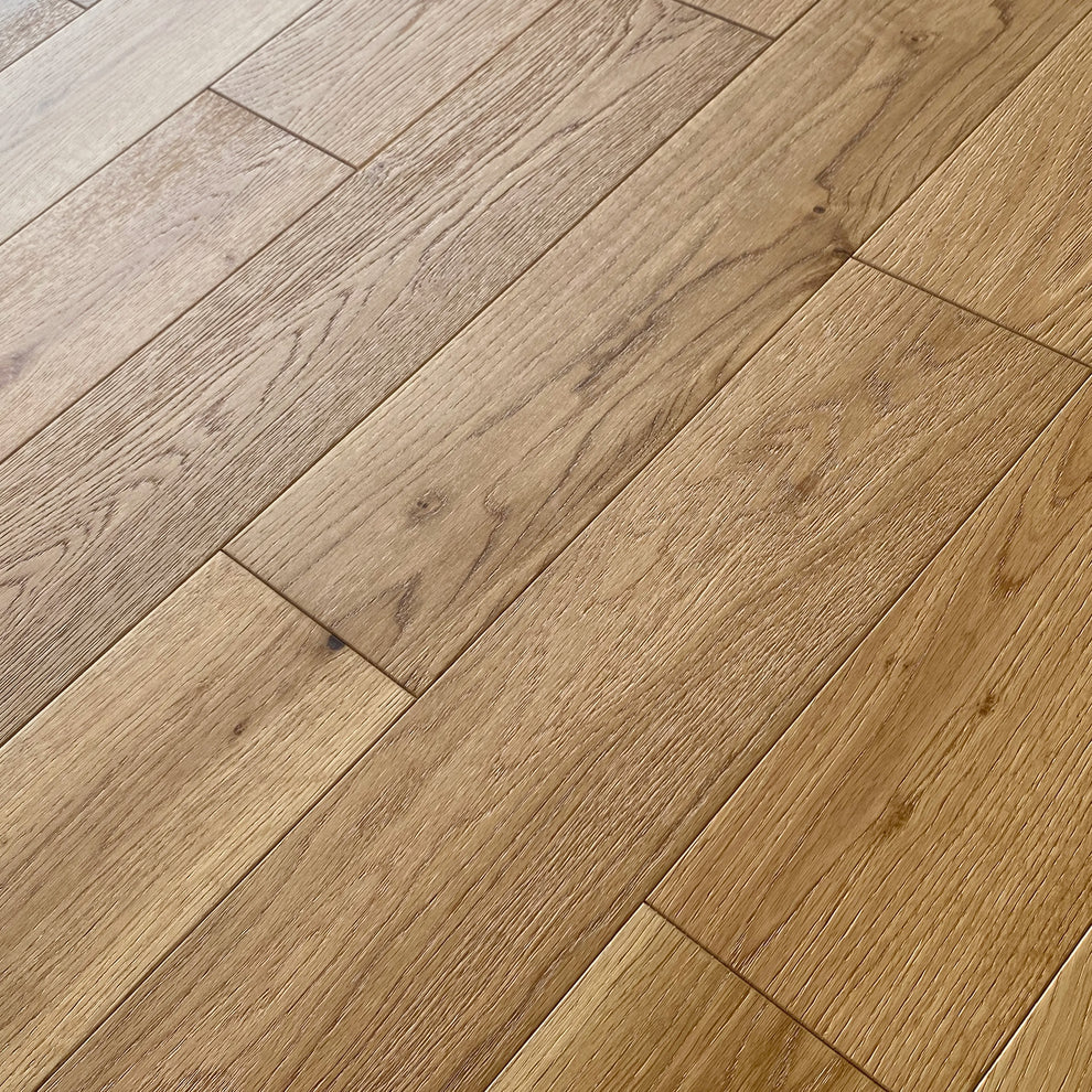 Natural Oak - 18mm Brushed and Oiled Solid Real Wood Flooring