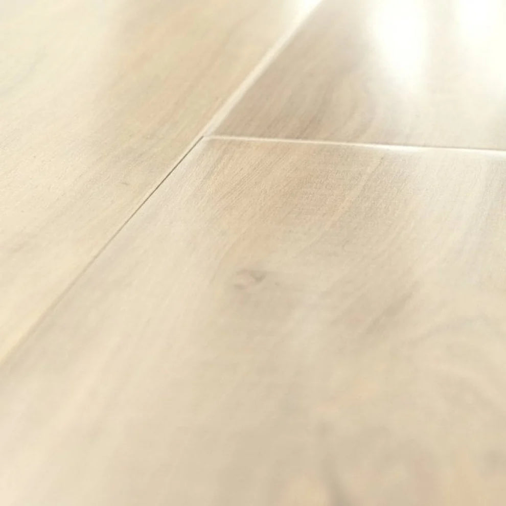 Maple Oak - 12mm High Gloss Laminate Flooring