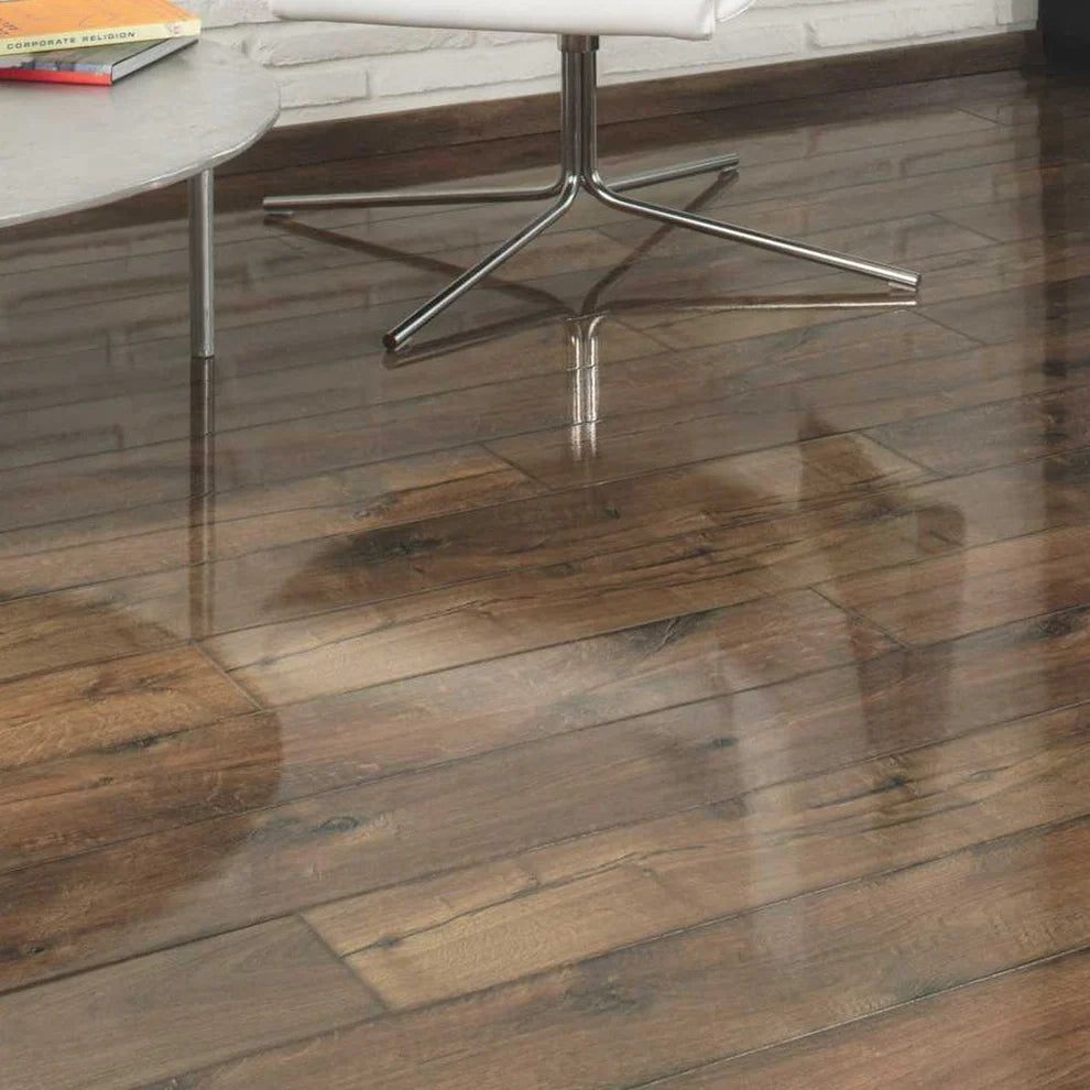 Acorn Grove - 8mm High Gloss Laminate Flooring (77289)