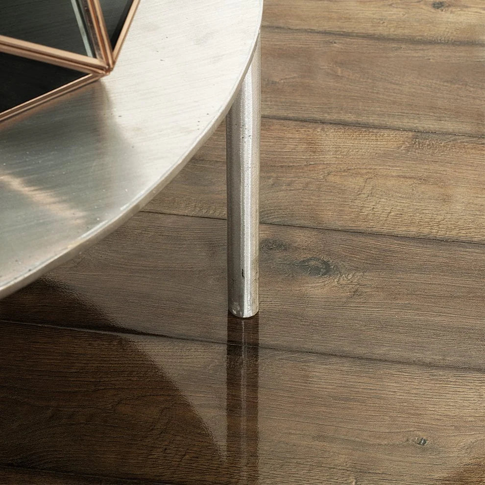 Acorn Grove - 8mm High Gloss Laminate Flooring (77289)